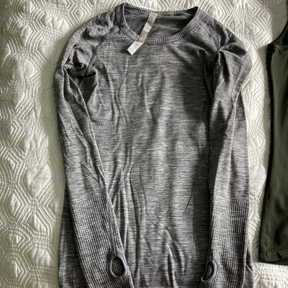 Lululemon Swiftly Tech Long Sleeve